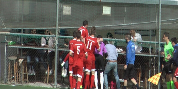 Με αμφίβολο τον «Λαδά» και κόσμο στο πλευρό του!