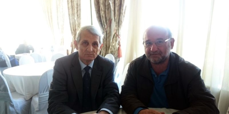 ca98a83a073654b1872641e21531ea02 XL