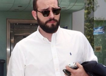 f308d303fdf612671efb80594243c40d 77787