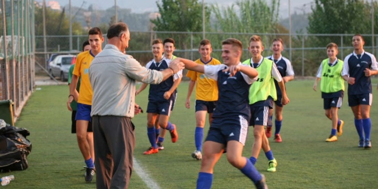 «Το πρώτο λιθαράκι στ’ όνειρο!»