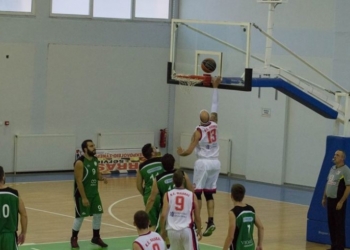 60da7d5426975663fc494c3c2acc4e33 M