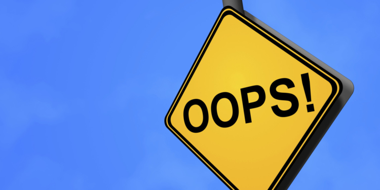 o OOPS SIGN facebook