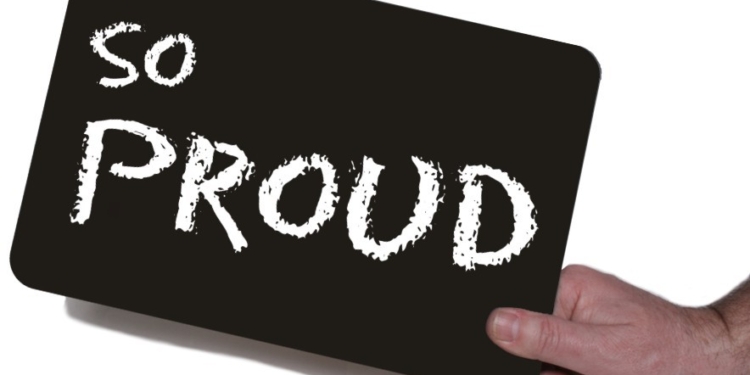 28cm chalkboard holding so proud