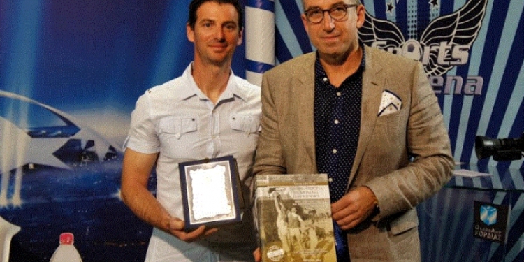 3cf856789d6fdc5d140f2f4fa3e94040 M