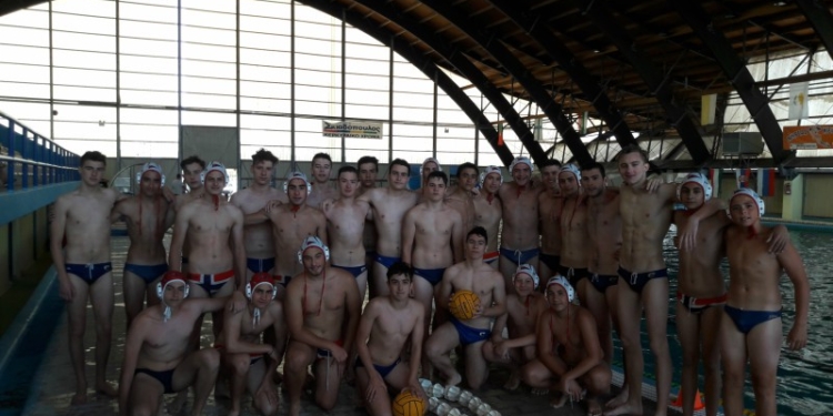 Βούτηξαν με το… αριστερό, οι Έφηβοι!