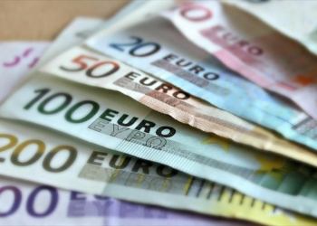 xrimata xartonomismata euro