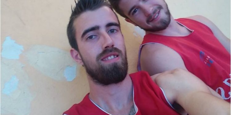 a4073f32299271bc809c2ccbd3d38e95 M