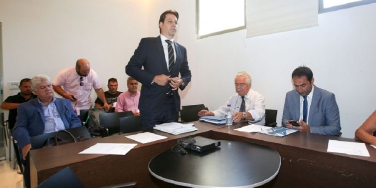 diaitiko football league