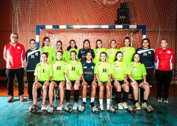 dca52bd12be6963ba09124611bc0ee87 XL