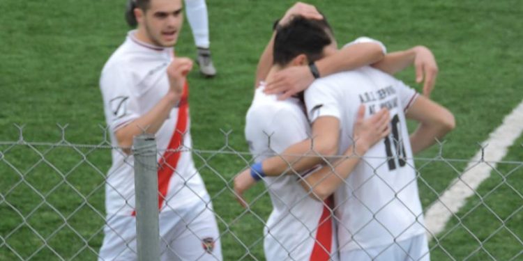 nikolaos agios keravnos