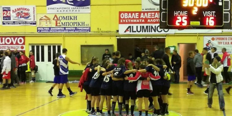 Έξω, με Φιλώτα οι γυναίκες του Φαίακα!