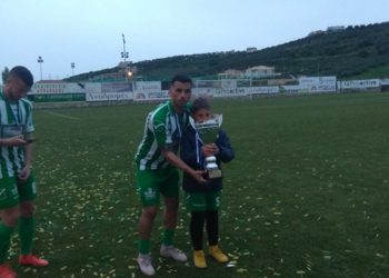 474d776bfb40e035c1895ad5d42f4773 XL