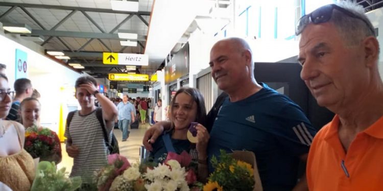 67125422 2398530933758781 7417010308004184064 n