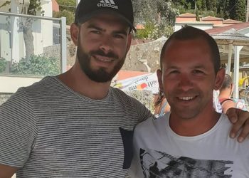 69238178 2465249713554889 1351498432774144000 o