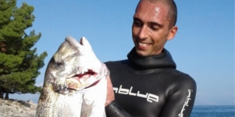 psaras kerkyra tsipoura 0