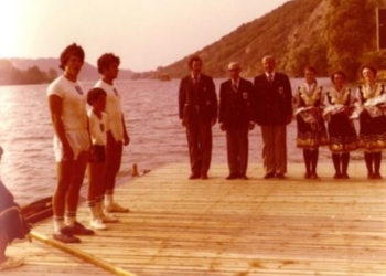 82103021 800132567139117 3314019601934712832 o 434x500