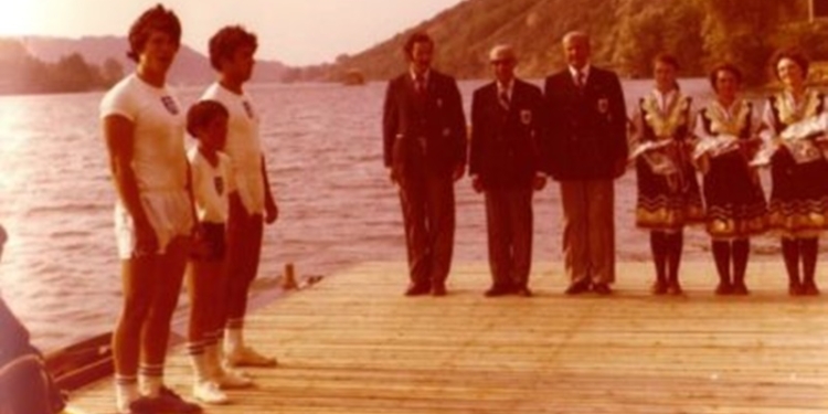 82103021 800132567139117 3314019601934712832 o 434x500