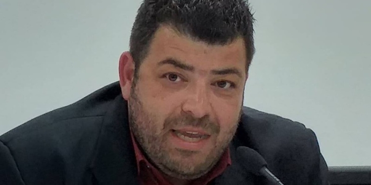 alexakis 1