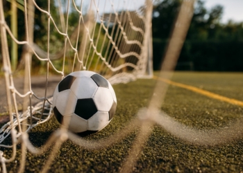 Τα έξοδα μετακίνησης των αθλητικών σωματείων αναλαμβάνει η ΠΙΝ