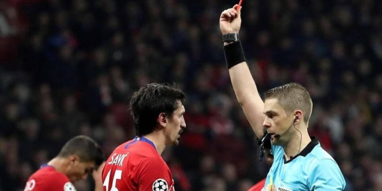 Πάμε στοίχημα Τσάμπιονς Λιγκ. Κάρτες σε Βουκουρέστι και Ρώμη