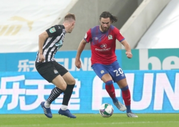 Με τα γκολ στο ντέρμπι του Λάνκασιρ