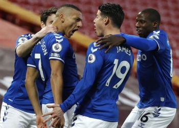 Στοίχημα: Χτίζει στο διπλό του Άνφιλντ η Έβερτον! – Δευτεριάτικη δυάδα στο 4Χ!