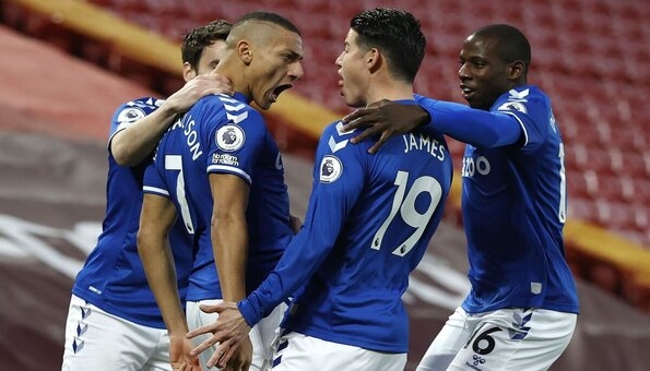 Στοίχημα: Χτίζει στο διπλό του Άνφιλντ η Έβερτον! – Δευτεριάτικη δυάδα στο 4Χ!