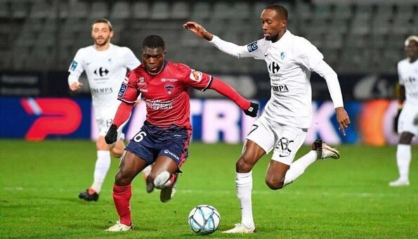 Στοίχημα: Ανοίγει το ματς στο Ντίσελντορφ, φρούριο η Γκρενόμπλ!