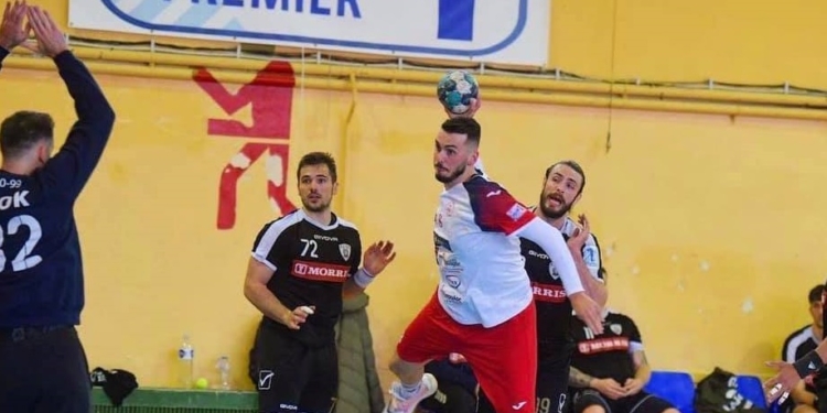 Ανανέωσε και ο Δημητρέλλος με το Φαίακα