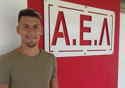 Έμεινε κι ο Λαμπόρντα στην ΑΕΛ!