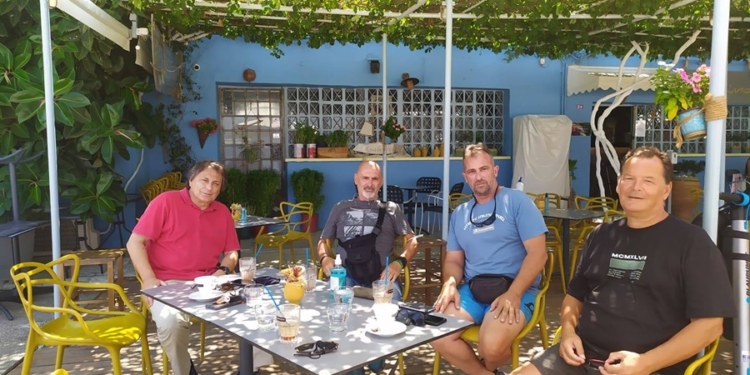 Συνάντηση Αυλωνίτη με εκπροσώπους των ναυταθλητικών σωματείων