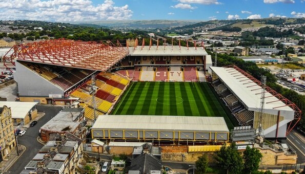 Στοίχημα: “Καυτές” επιλογές από την Αγγλία – τριάδα για ταμείο σε απόδοση 7.15