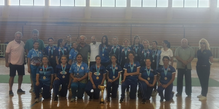 Έγραψε ιστορία η ΓΕΚ, πήρε το πρωτάθλημα Νέων Γυναικών στο Κρίκετ