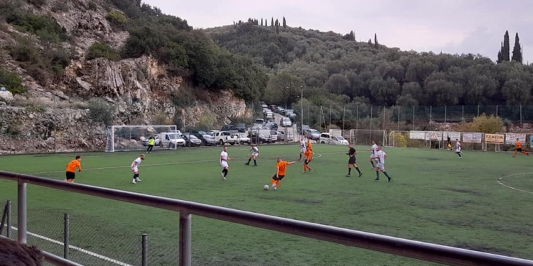 Θιναλιακός: Καταγγέλλει επίθεση σε ποδοσφαιριστή από πρώην παράγοντα του Αχιλλέα