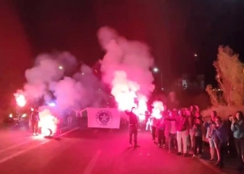 Εντυπωσιακή υποδοχή στην αποστολή του ΑΟΑΝ για την πρόκριση επί της ΑΕΛ