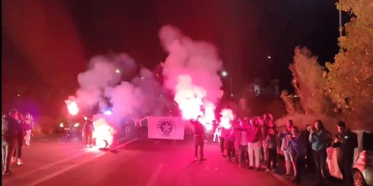 Εντυπωσιακή υποδοχή στην αποστολή του ΑΟΑΝ για την πρόκριση επί της ΑΕΛ