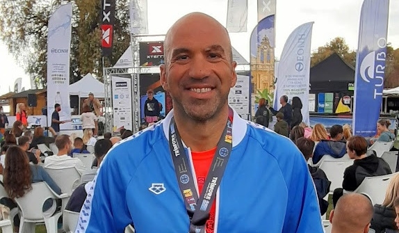 Νέα επιτυχία του Άκη Παγκράτη στη Βουλιαγμένη