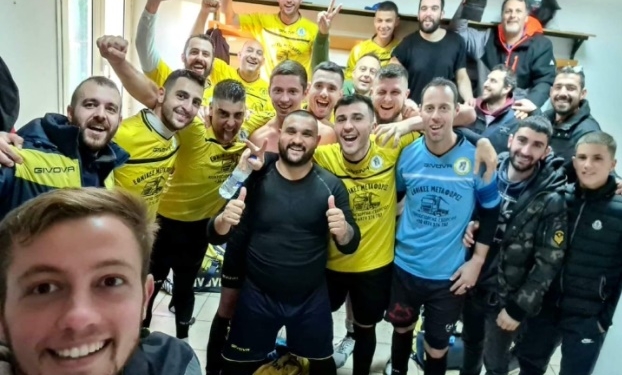 Έβγαλαν… πολυβόλα ΑΕΦ και Ομόνοια