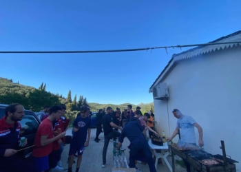 Νυμφές: Έψησαν κι έδωσαν ραντεβού το Σεπτέμβριο