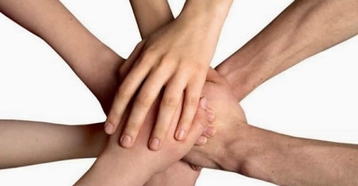 Όλοι μαζί για τον Κωνσταντίνο