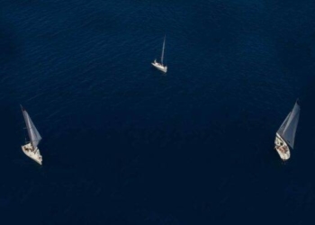 Ιστιοπλοϊκές… μονομαχίες έως την Κυριακή στη “διεθνή” Γαρίτσα!