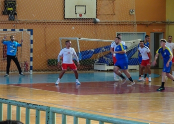 Αεράτη πρεμιέρα για Φαίακα!