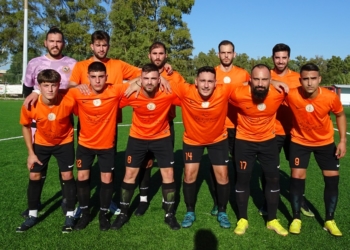 Καρέ… κορυφής για τον Θιναλιακό, τρίποντο για Κεραυνό