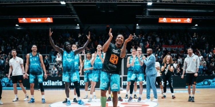 Στοίχημα Δευτέρας: Κέμνιτζ στο 2.80, Μέρλινς στο… 70.00