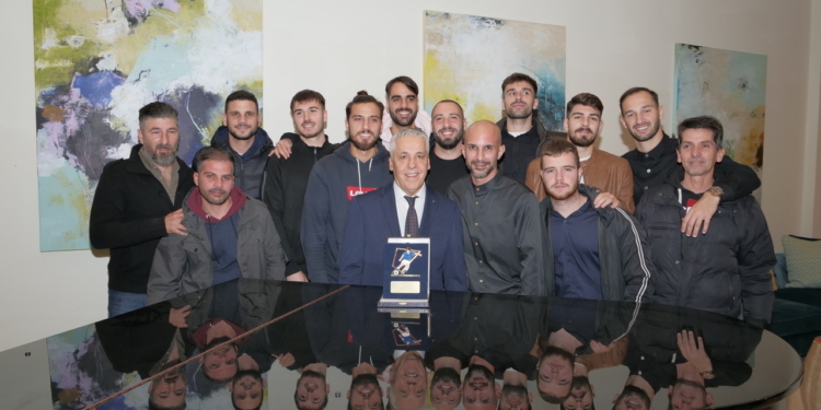 Έτοιμος ο φάκελος για το γήπεδο της Άνω Κορακιάνας, βραβεύτηκε ο Τσέβα-γκολ (video)!