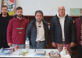 ΑΟ Κέρκυρα: Μοίρασε διαρκείας σε μαθητές του δημοτικού Παλιάς Πόλης