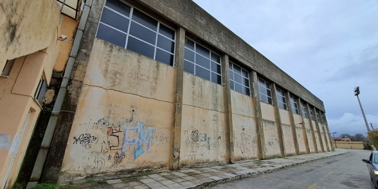 Κλειστό: Σίδερα ακάλυπτα, υποδομές διαλυμένες (pics)…