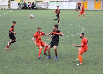 Ο Θιναλιακός φόρεσε το… στέμμα του (pics)!