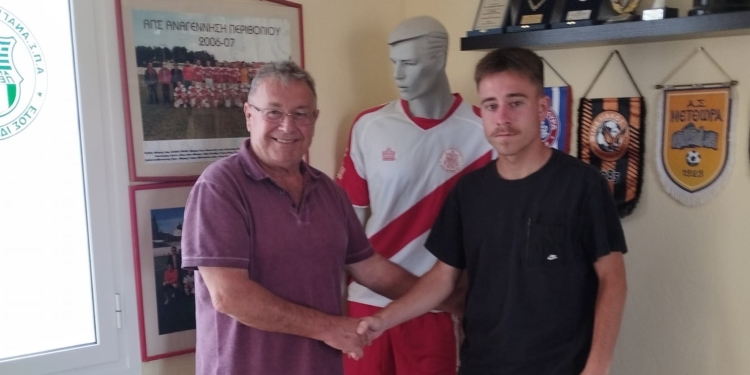 Έμεινε κι ο Γιάννης Βλάσσης στην Αναγέννηση