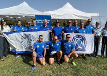 10 αθλητές-αστυνομικοί συμμετείχαν στο Corfu Old Town Trail